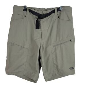The North Face Men's Belted Beige Summer Shorts XL